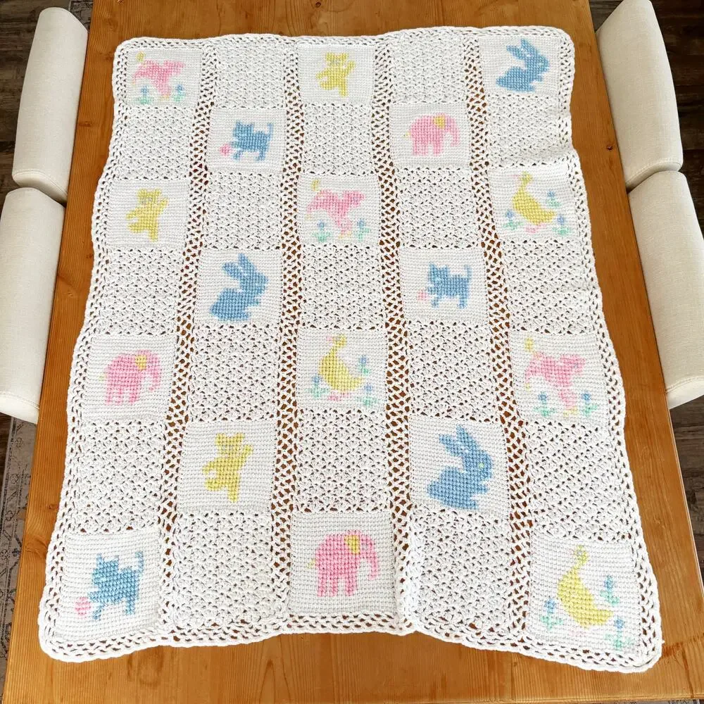 [Vintage] Handmade White Crochet Baby Crib Blanket Animals Rabbit Elephant Ducks